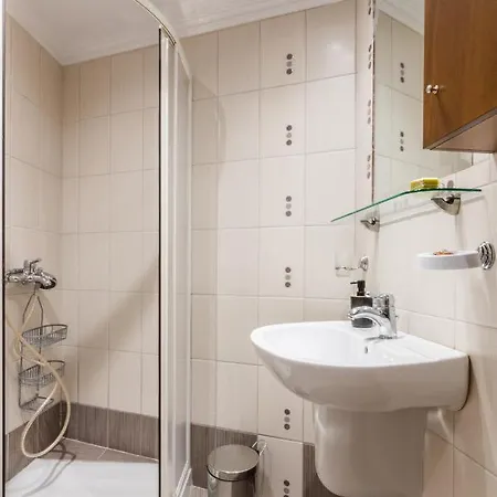 Anesis Apartment *
